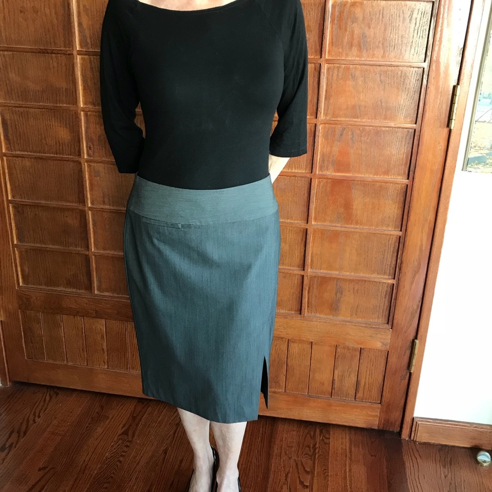 Express Design Studio Skirt - Picture 2 of 7